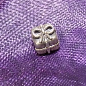 Authentic Pandora Present Charm Bead Silver 925 AL